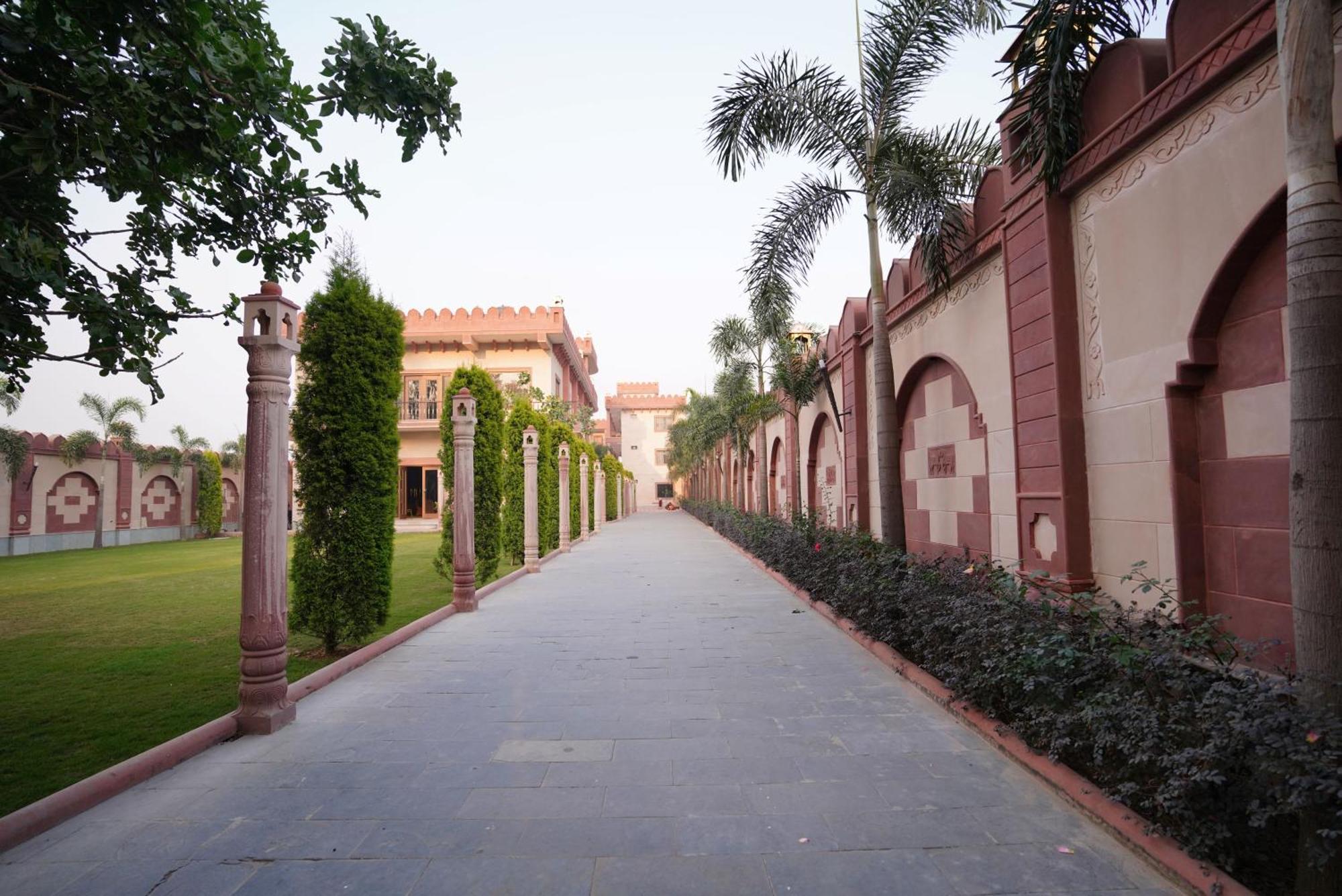 The Fort Moradabad Buitenkant foto